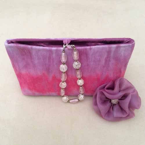Pink ultra purse & flower